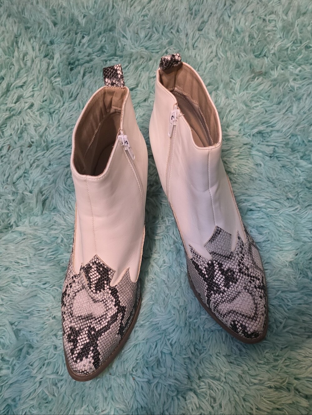 Size 10 White Faux Leather Western Ankle Boots with Snake-Print Toe Used